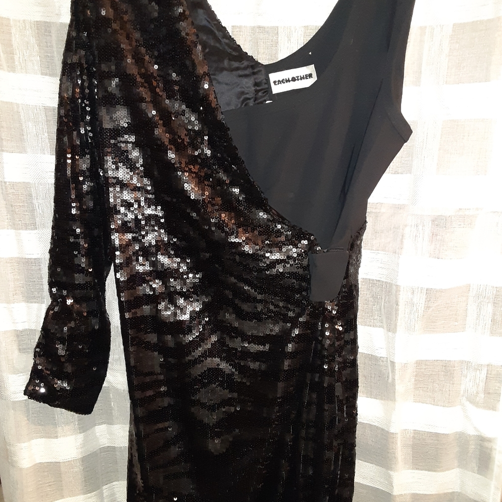 Each X other sequin Dress - Picture 4 of 5